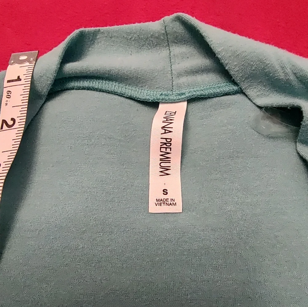 Sweater - Picture 4 of 5